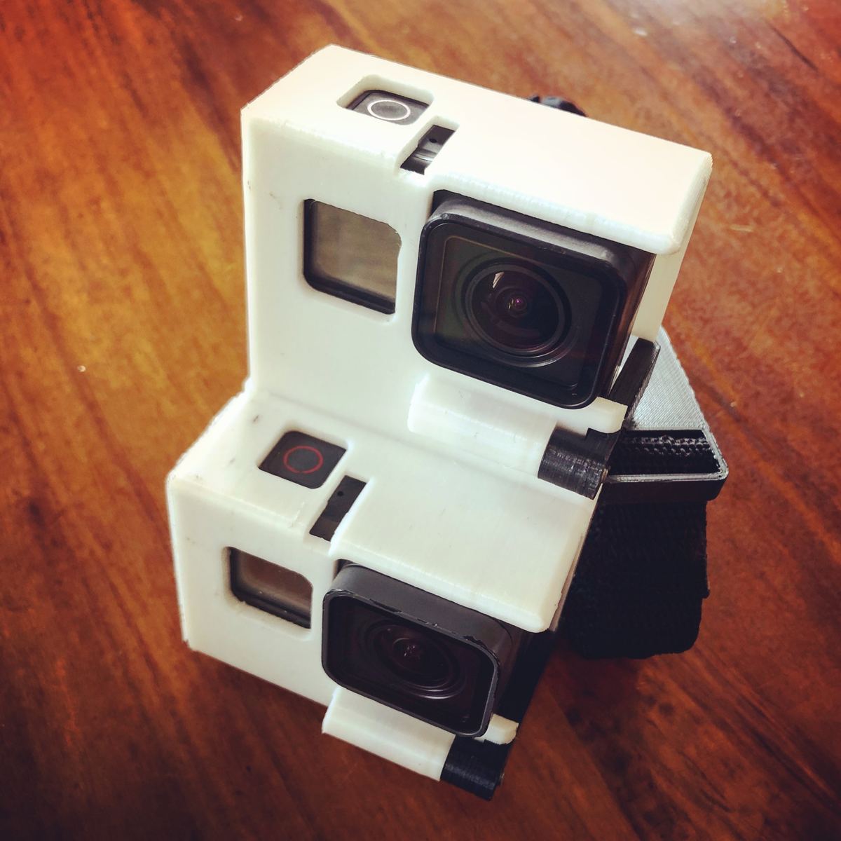 A Wristy Handycam glove in white